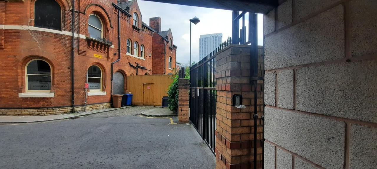 2-Bed Apartment Near City Centre マンチェスター エクステリア 写真