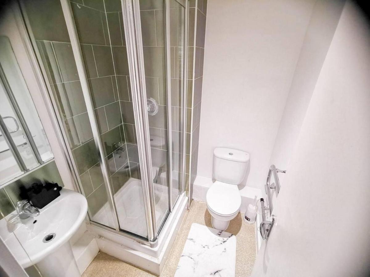 2-Bed Apartment Near City Centre マンチェスター エクステリア 写真
